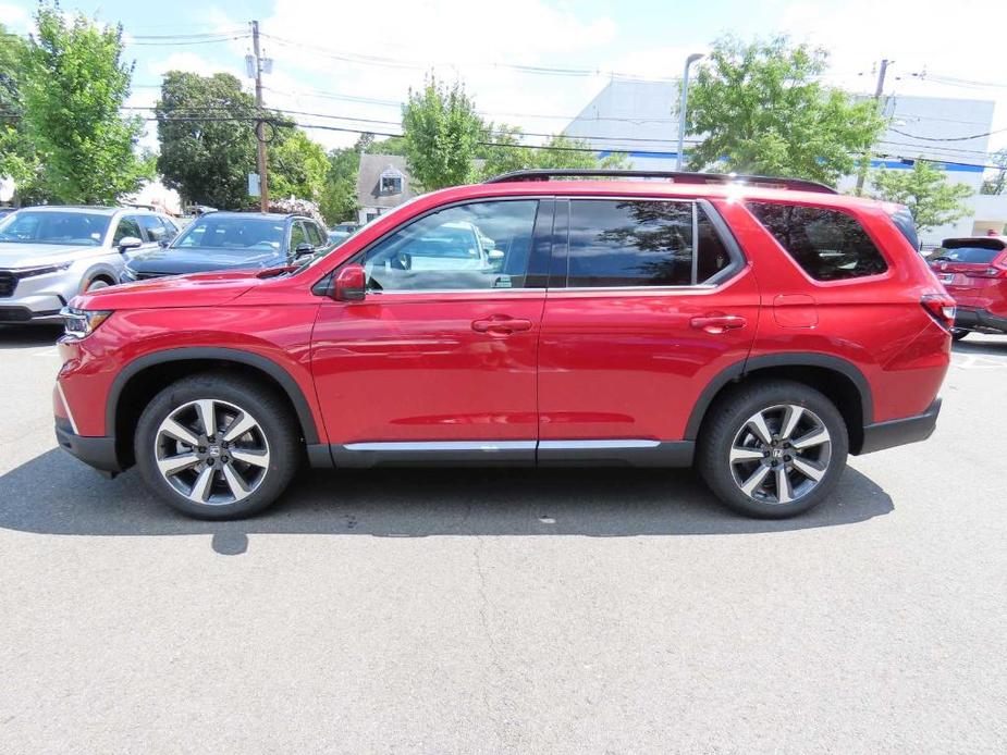 new 2025 Honda Pilot car, priced at $52,870