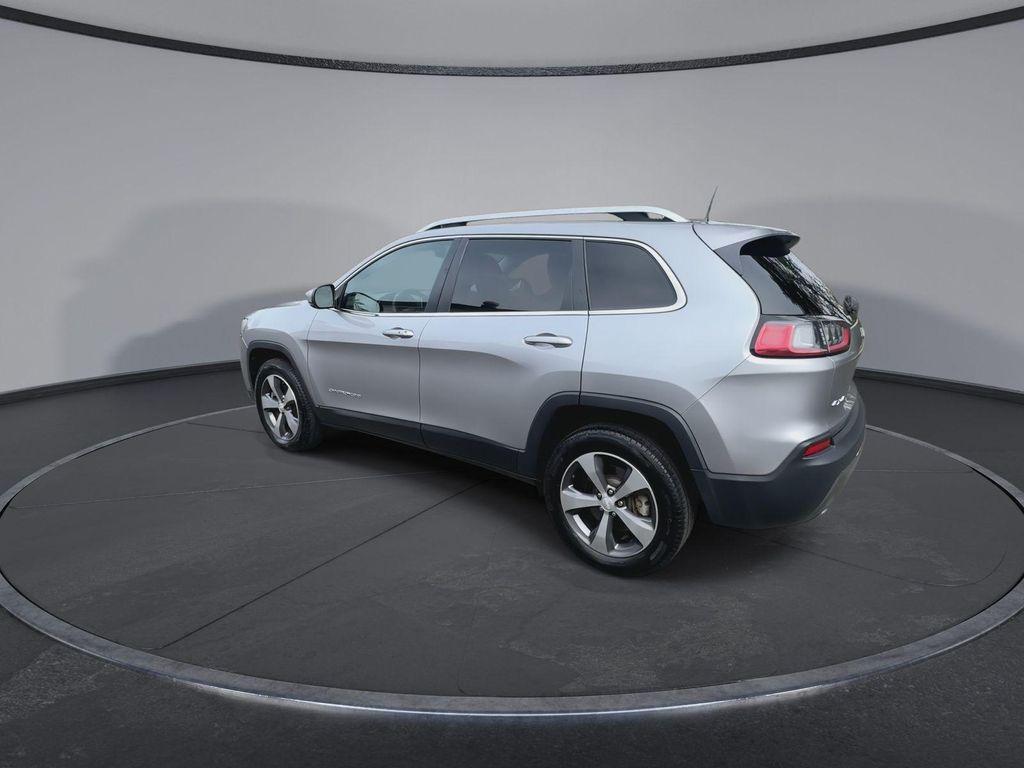 used 2019 Jeep Cherokee car, priced at $13,790