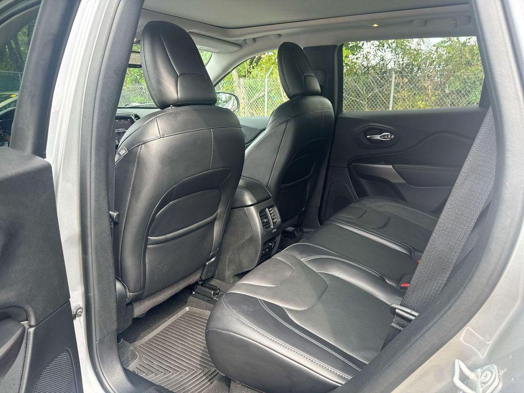 used 2019 Jeep Cherokee car, priced at $13,790