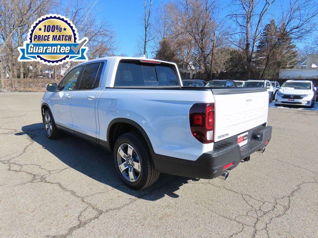 new 2025 Honda Ridgeline car, priced at $39,614