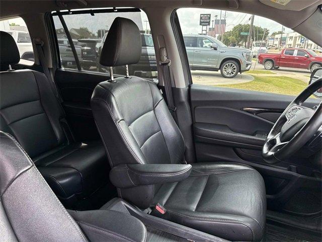 used 2020 Honda Pilot car, priced at $24,995