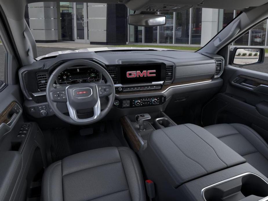 new 2025 GMC Sierra 1500 car, priced at $55,825