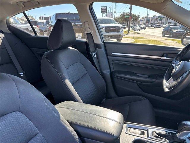 used 2019 Nissan Altima car, priced at $19,377