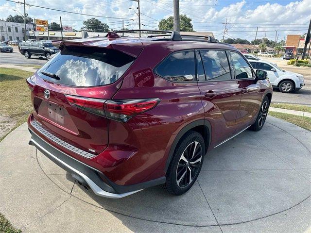 used 2022 Toyota Highlander car, priced at $33,249