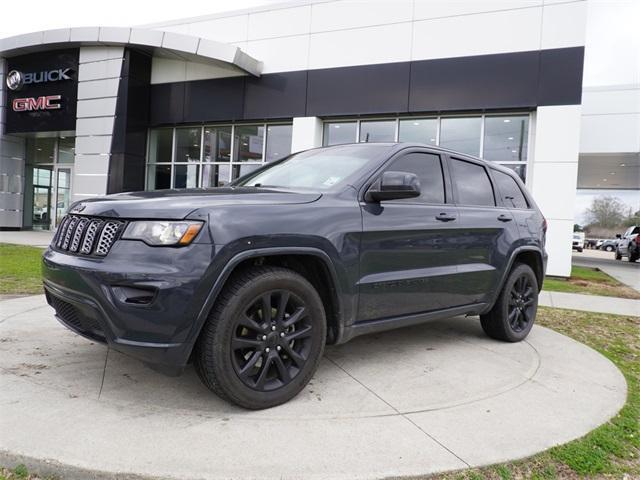 used 2018 Jeep Grand Cherokee car, priced at $22,234