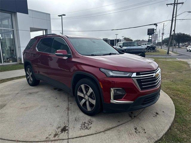 used 2022 Chevrolet Traverse car, priced at $29,475