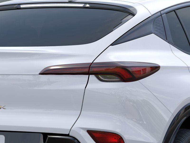 new 2025 Buick Envista car, priced at $26,695