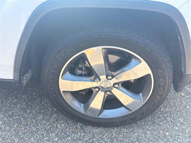 used 2015 Jeep Grand Cherokee car, priced at $13,500