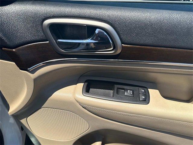 used 2015 Jeep Grand Cherokee car, priced at $13,500