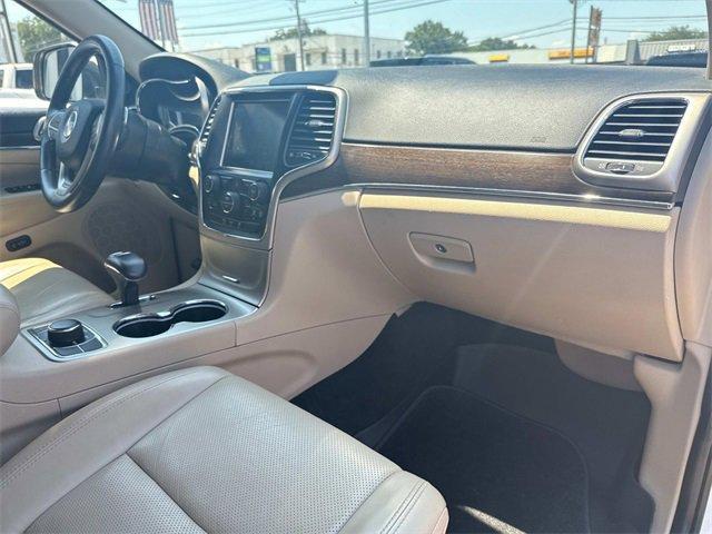used 2015 Jeep Grand Cherokee car, priced at $13,500