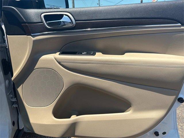 used 2015 Jeep Grand Cherokee car, priced at $13,500