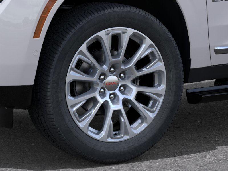 new 2025 GMC Yukon car, priced at $86,555