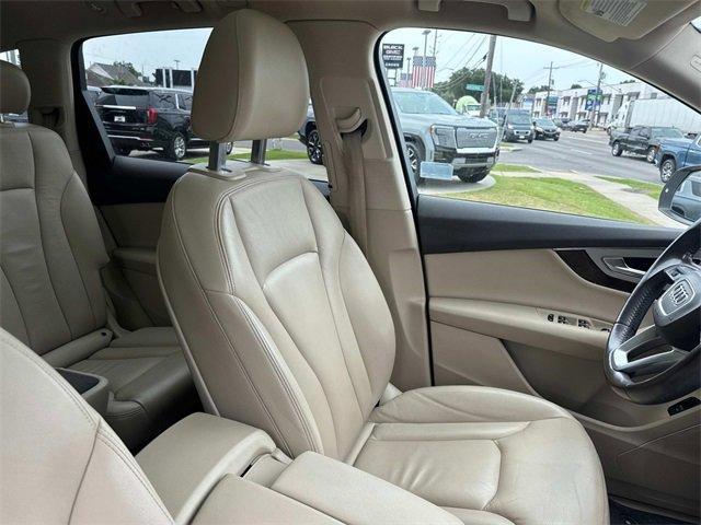 used 2019 Audi Q7 car, priced at $22,995