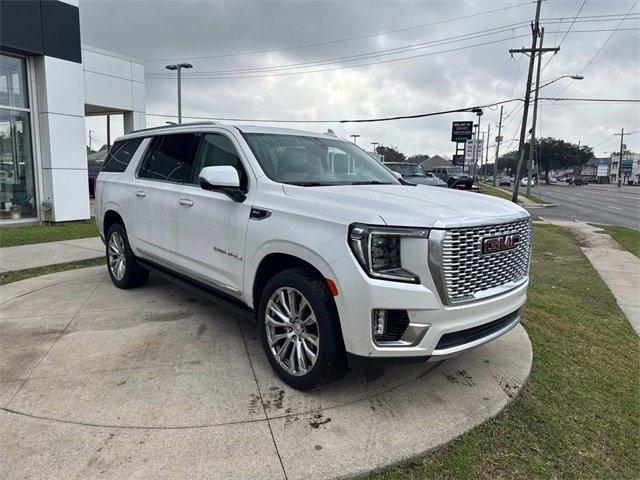 used 2022 GMC Yukon XL car, priced at $59,953