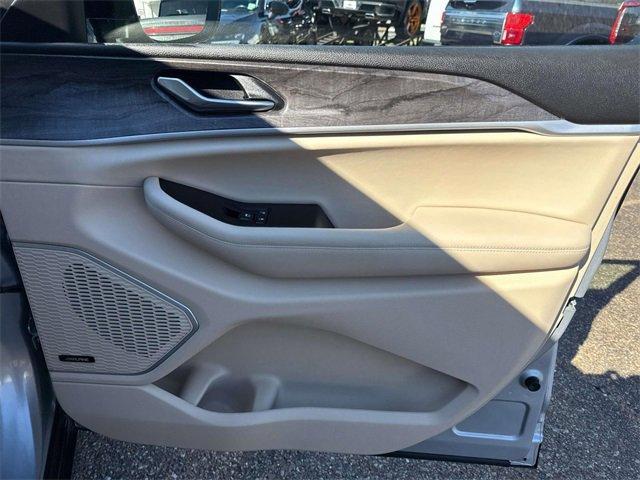 used 2021 Jeep Grand Cherokee L car, priced at $29,995