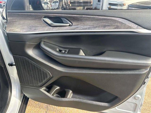 used 2023 Jeep Grand Cherokee L car, priced at $30,995