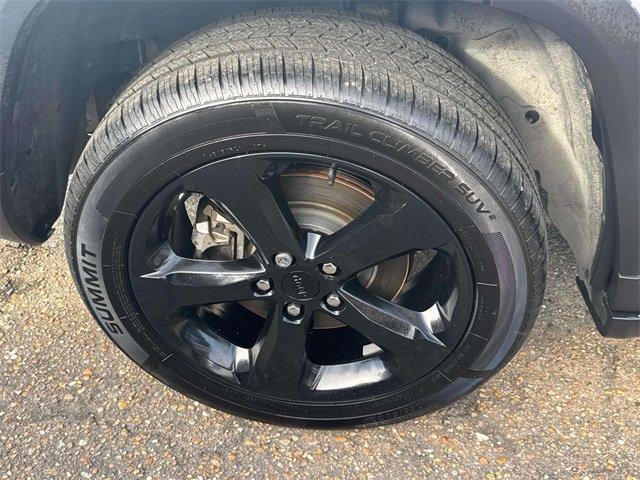 used 2023 Jeep Grand Cherokee L car, priced at $30,995