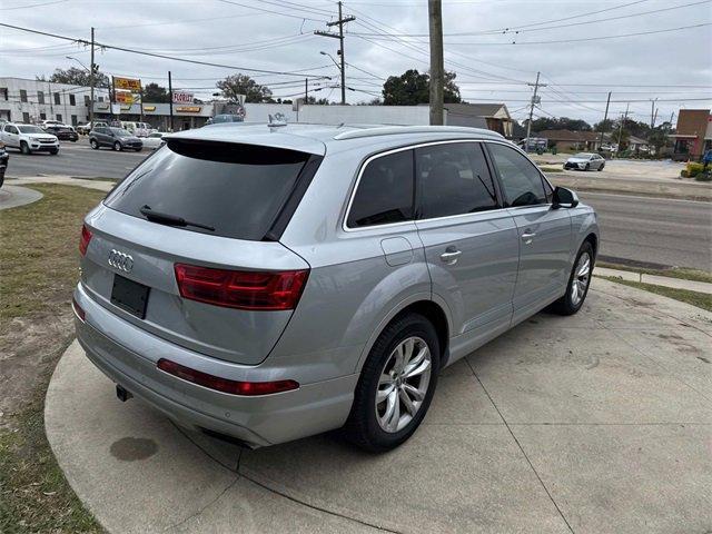 used 2019 Audi Q7 car, priced at $21,273