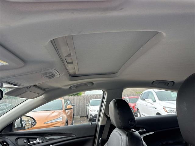 used 2014 Buick Regal car, priced at $11,995