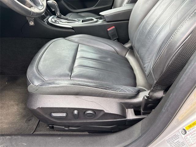 used 2014 Buick Regal car, priced at $11,995
