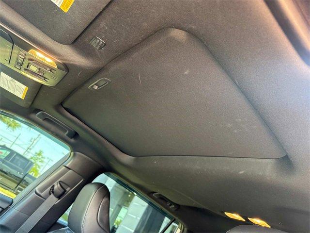 used 2022 Toyota Highlander car, priced at $34,500