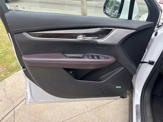 used 2021 Cadillac XT6 car, priced at $25,900