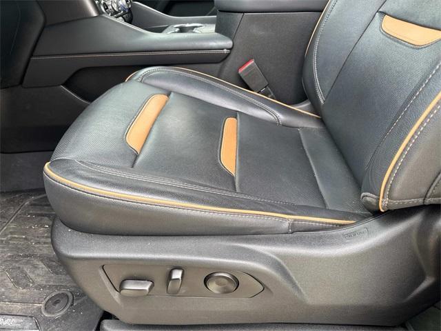 used 2022 GMC Yukon car, priced at $60,995