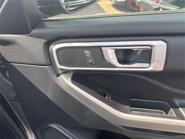 used 2021 Ford Explorer car, priced at $26,995