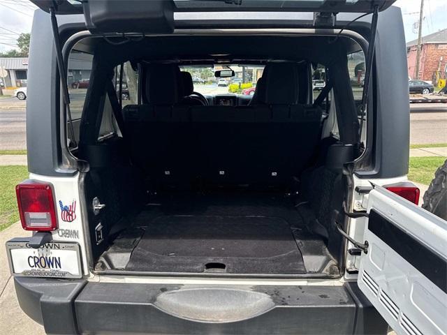 used 2015 Jeep Wrangler Unlimited car, priced at $21,995