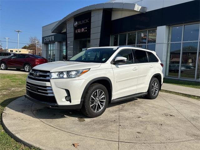 used 2018 Toyota Highlander car, priced at $25,209