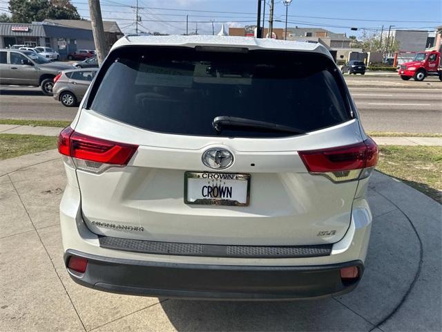 used 2018 Toyota Highlander car, priced at $25,209