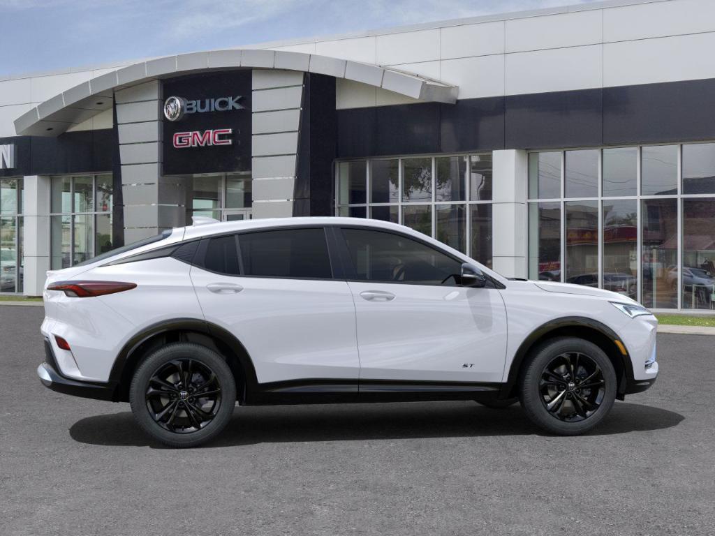 new 2025 Buick Envista car, priced at $28,780