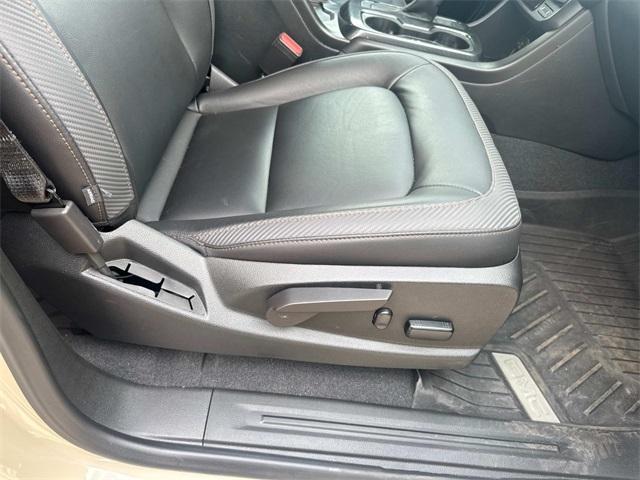 used 2022 GMC Canyon car, priced at $33,995