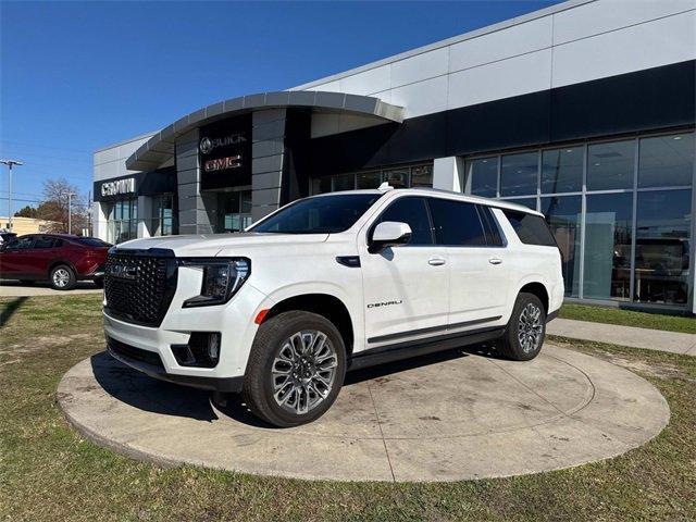 used 2023 GMC Yukon XL car, priced at $82,684