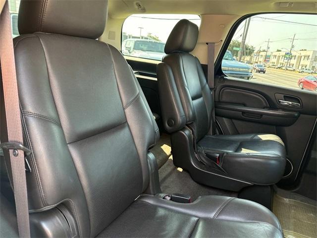 used 2013 GMC Yukon car, priced at $15,852