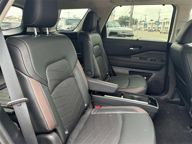 used 2022 Nissan Pathfinder car, priced at $33,872