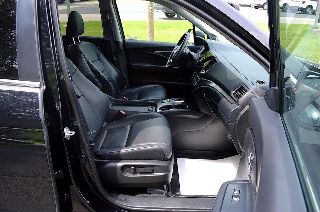 used 2022 Honda Pilot car, priced at $32,950