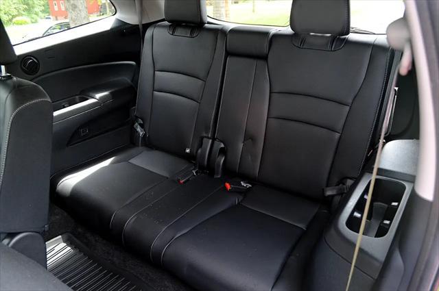 used 2022 Honda Pilot car, priced at $37,950