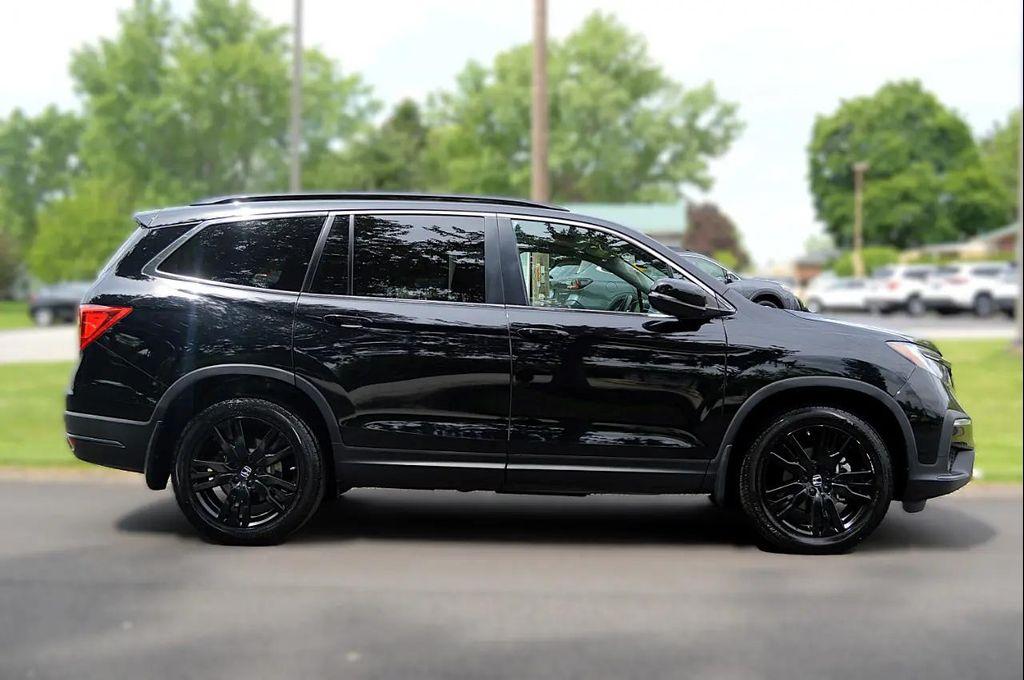 used 2022 Honda Pilot car, priced at $32,950