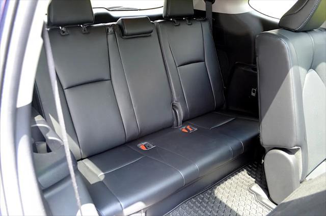 used 2022 Toyota Highlander car, priced at $40,950