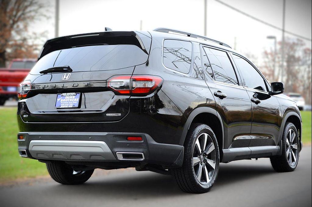 used 2024 Honda Pilot car, priced at $44,950