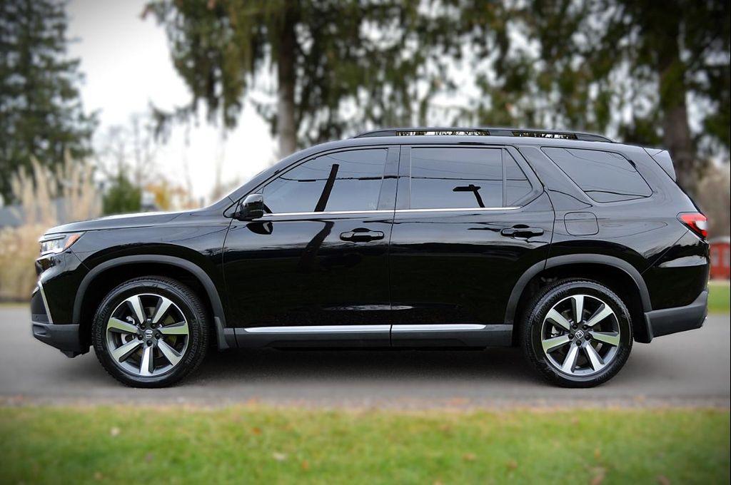 used 2024 Honda Pilot car, priced at $44,950