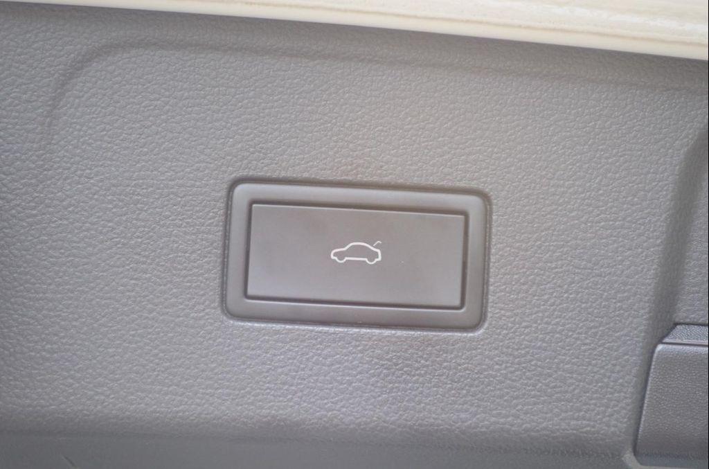 used 2024 Volkswagen Atlas car, priced at $40,950