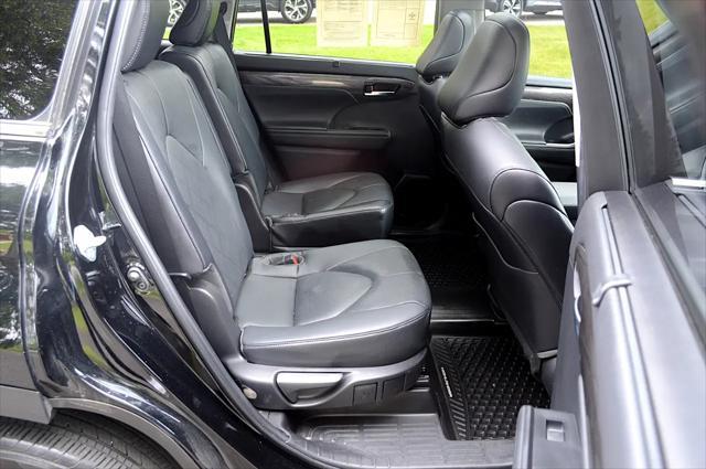 used 2023 Toyota Highlander car, priced at $43,950