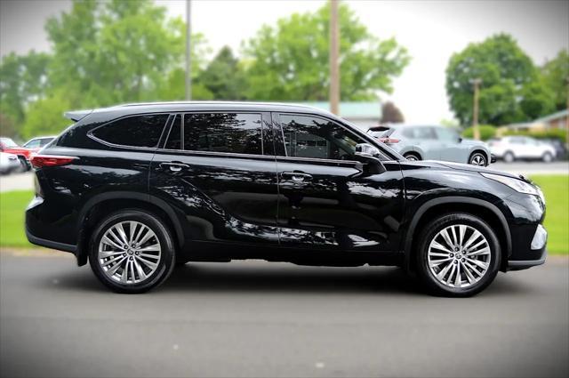 used 2023 Toyota Highlander car, priced at $43,950