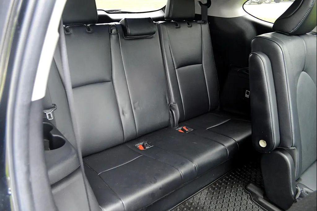 used 2023 Toyota Highlander car, priced at $39,950