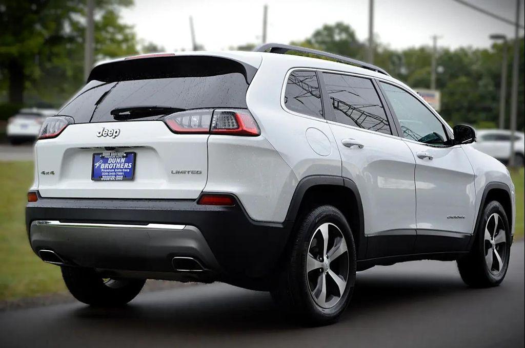 used 2022 Jeep Cherokee car, priced at $28,950
