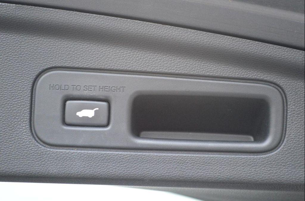 used 2023 Acura MDX car, priced at $39,950