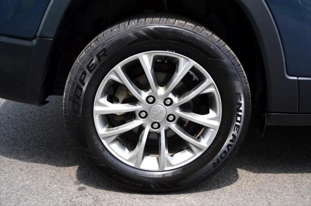 used 2020 Jeep Cherokee car, priced at $17,950