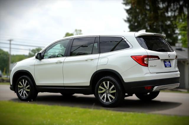 used 2022 Honda Pilot car, priced at $37,950